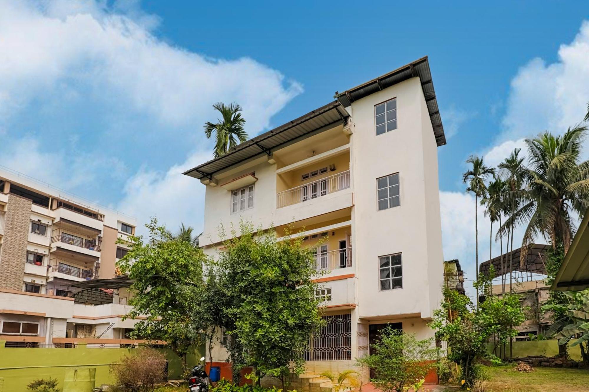 Green Vista Homestay Гувахати Экстерьер фото