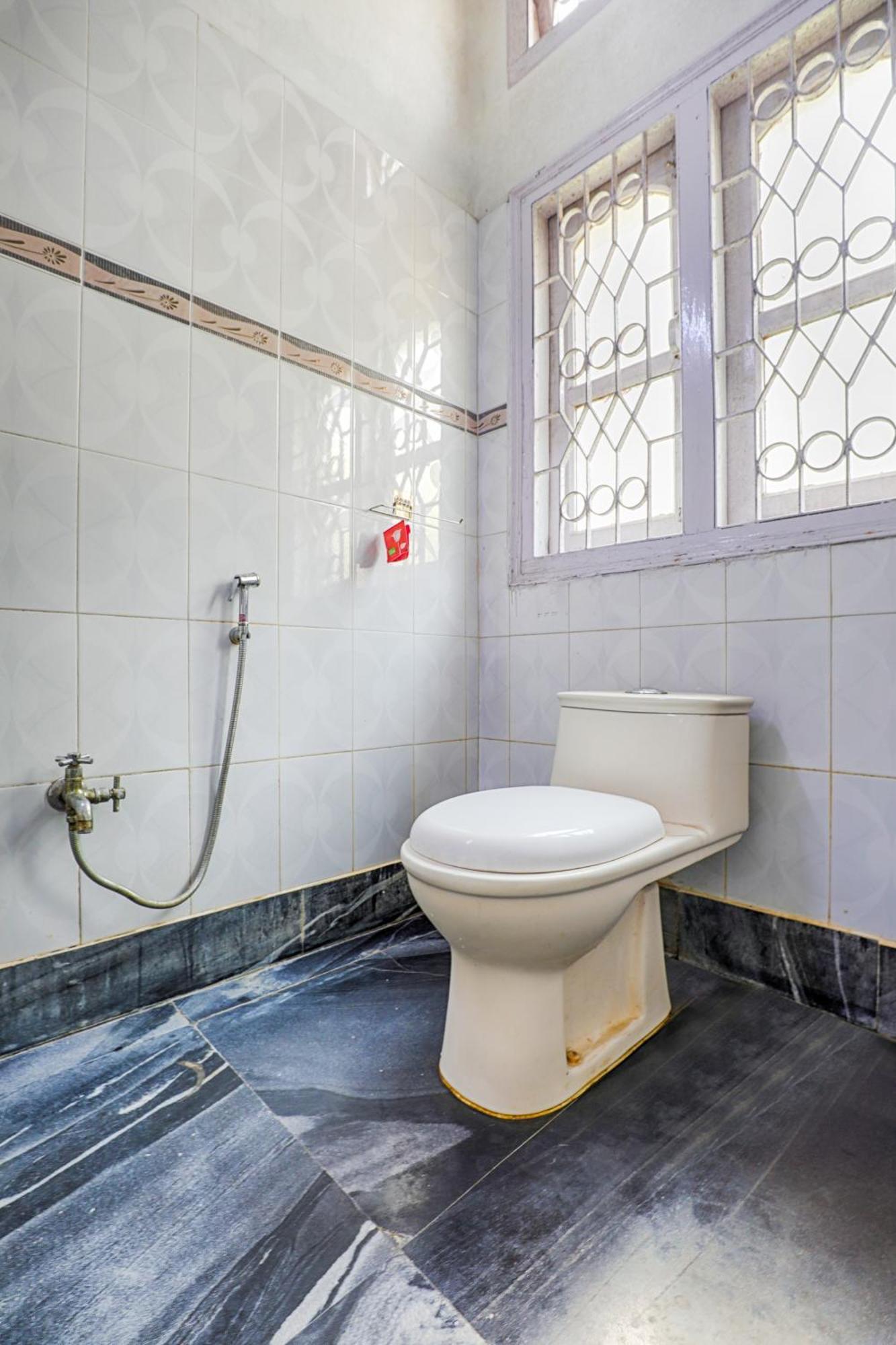 Green Vista Homestay Гувахати Экстерьер фото