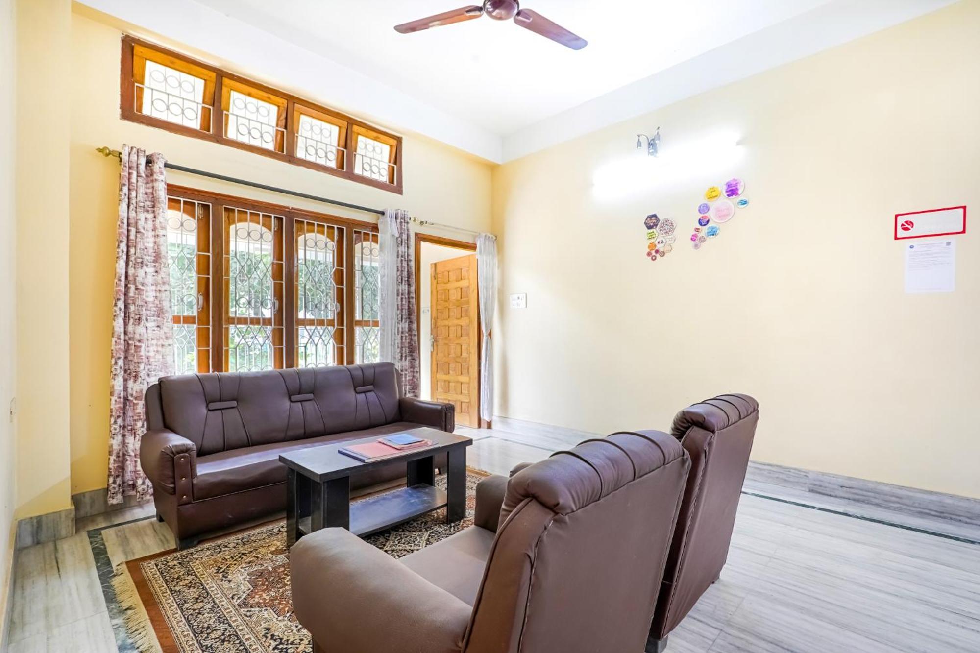 Green Vista Homestay Гувахати Экстерьер фото